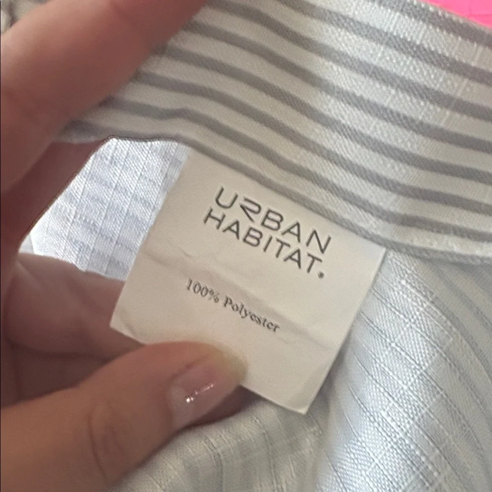 Urban Habitat Brett Modern Stripe 70